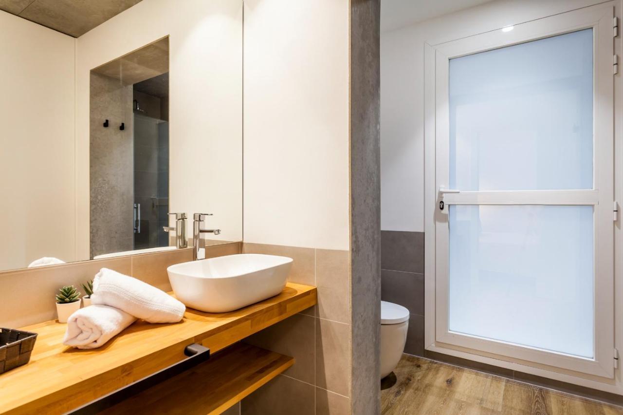 Puerto Beach Suites Валенсія Екстер'єр фото