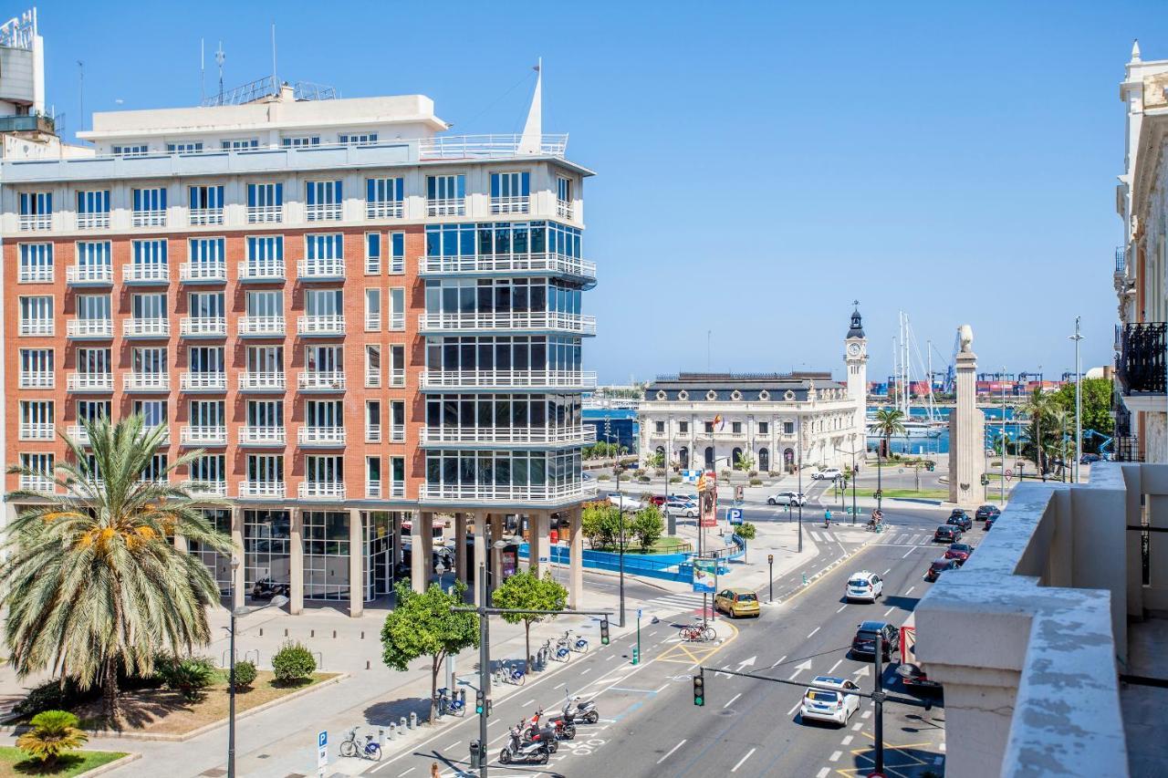 Puerto Beach Suites Валенсія Екстер'єр фото