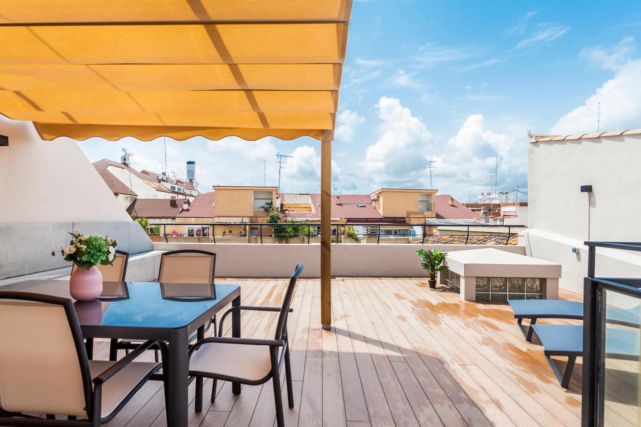 Puerto Beach Suites Валенсія Екстер'єр фото